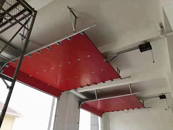 甘泉工业翻板门