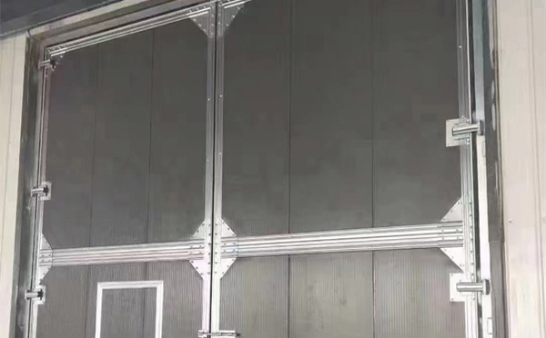 甘泉兰州厂房甘泉工业门选购与使用指南：打造高效安全的生产环境