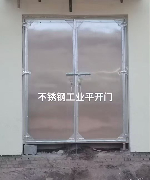 不锈钢甘泉工业平开门在现代工业场景中的应用实践