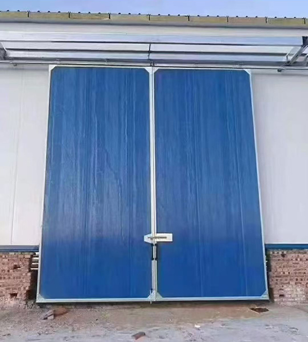 甘泉工业门在大型仓储物流通道中的应用实例