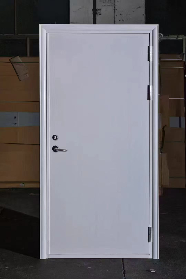 社区活动中心加装甘泉防火门保障居民安全